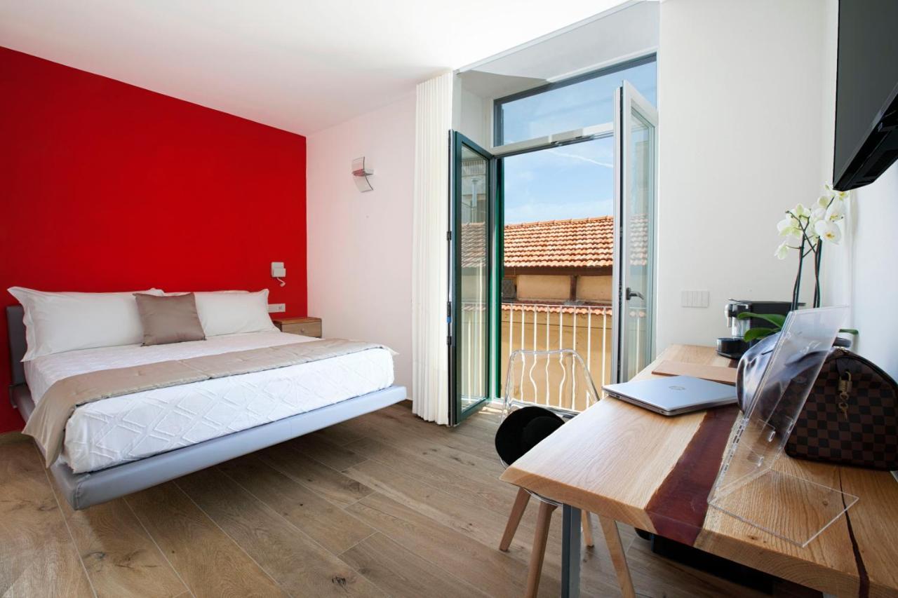 Yourhome - Lidia Rooms & Suites Сорренто Екстер'єр фото
